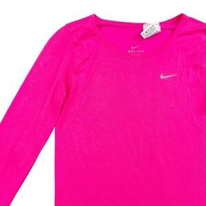 Nike Dri-Fit Long Sleeve Athletic Top Small